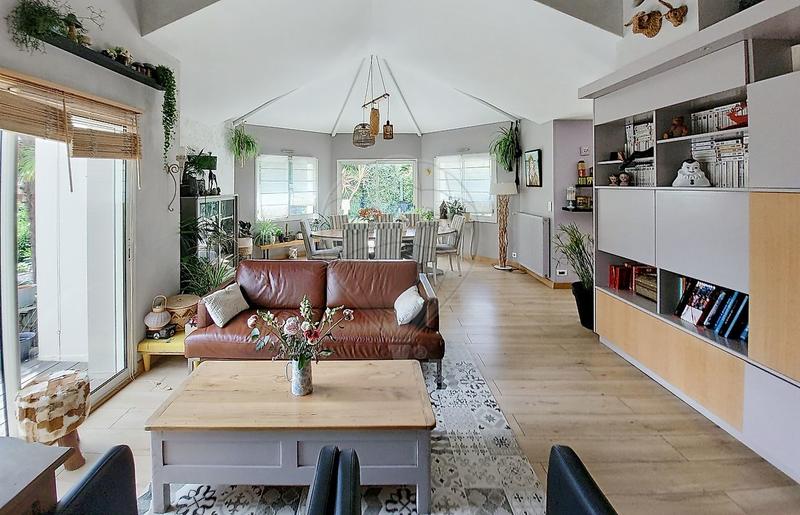 Maison d'architecte - 172 m² - 7 pièces