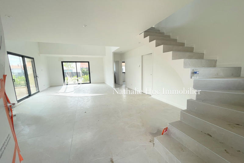 Maison - 99 m² - 4 pièces