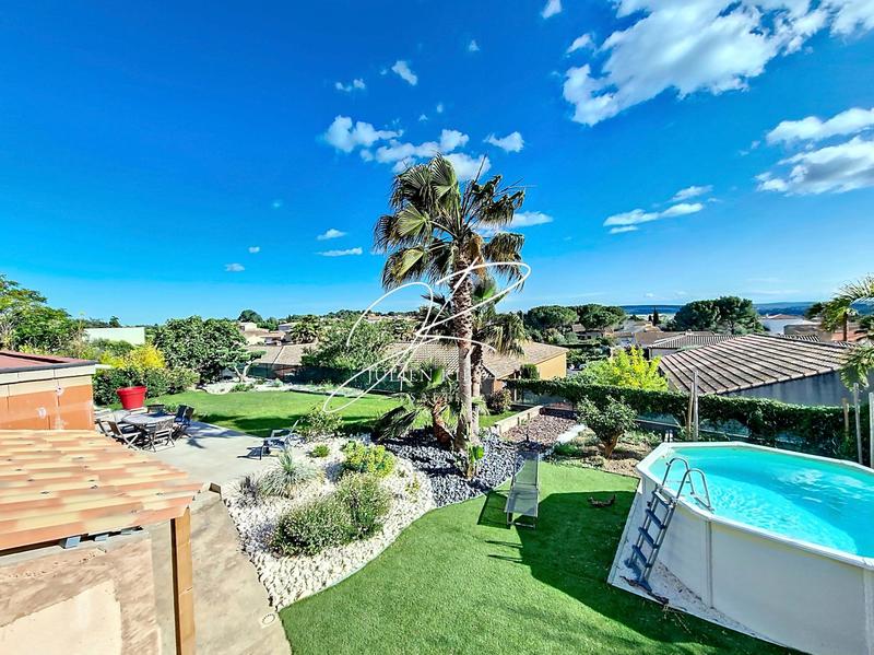 Maison - 165 m² - 6 pièces