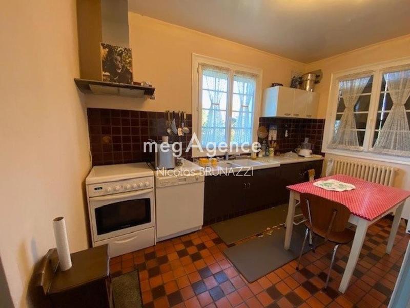 Pavillon - 150 m² - 9 pièces