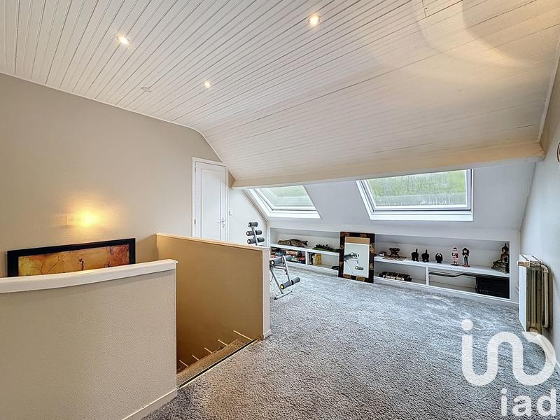 Maison - 180 m² - 8 pièces