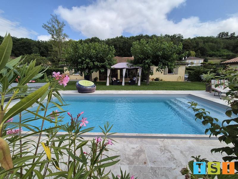 Maison - 188 m² - 6 pièces