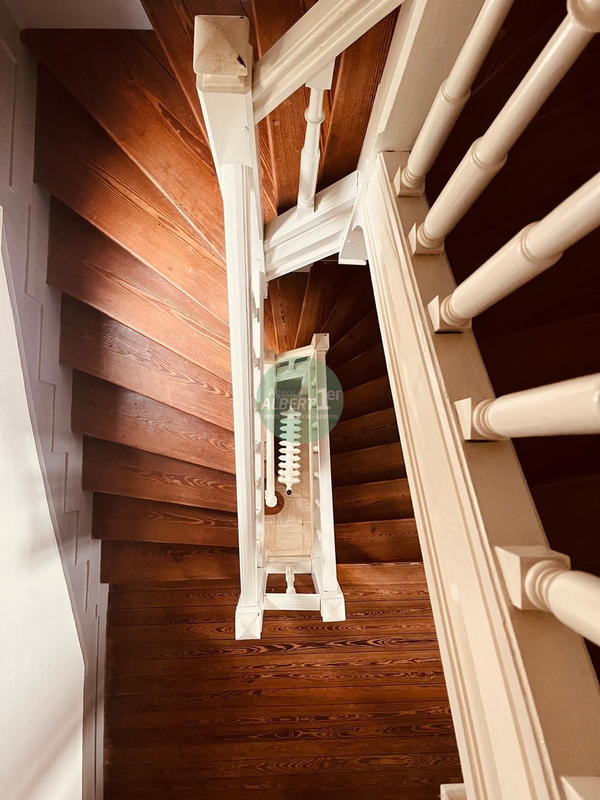 Maison - 190 m² - 8 pièces