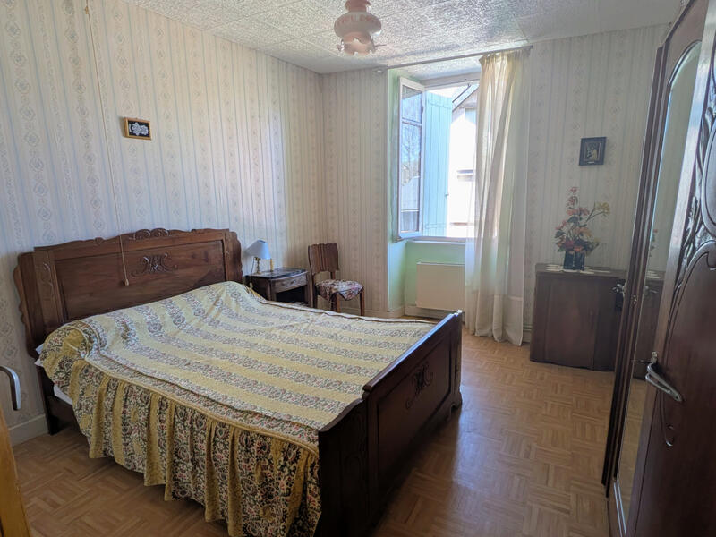 Maison - 192 m² - 7 pièces