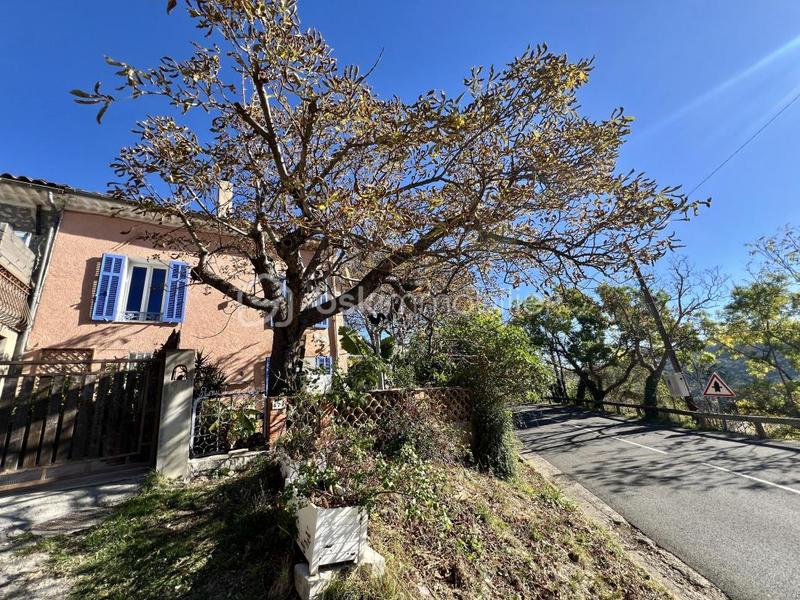 Maison de ville - 78 m² - 4 pièces