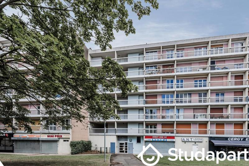 Chambre - 11 m² - 1 pièce