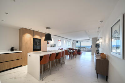 Appartement - 140 m² - 4 pièces