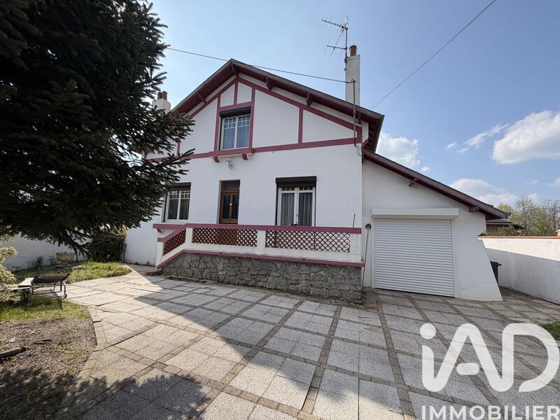 Maison - 144 m² - 6 pièces