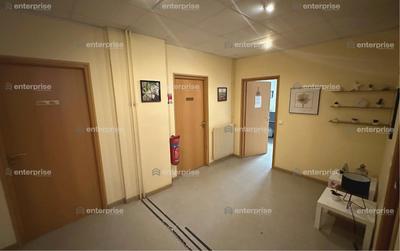 Local commercial - 204 m²