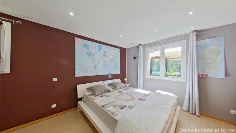 Villa - 172 m² - 6 pièces