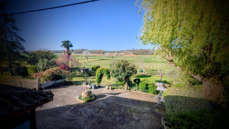 Maison - 169 m² - 7 pièces