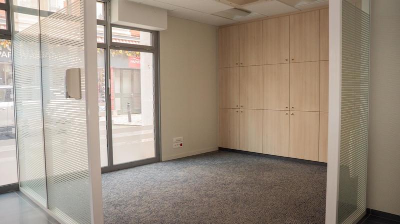 Local commercial - 138 m² - 5 pièces