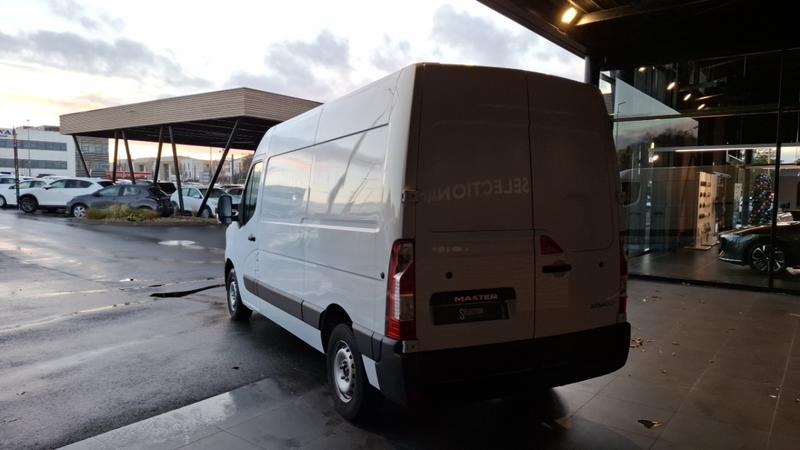 Renault Master F3300 L2h2 Blue dCi 135 Confort