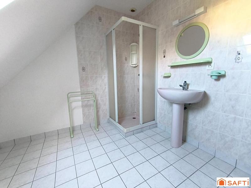 Maison - 95 m² - 5 pièces