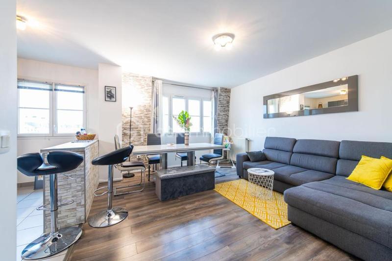 Appartement - 79 m² - 4 pièces