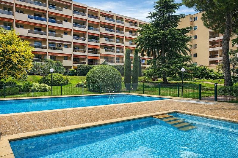 Appartement - 50 m² - 2 pièces