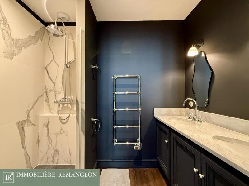 Maison de ville - 206 m² - 7 pièces