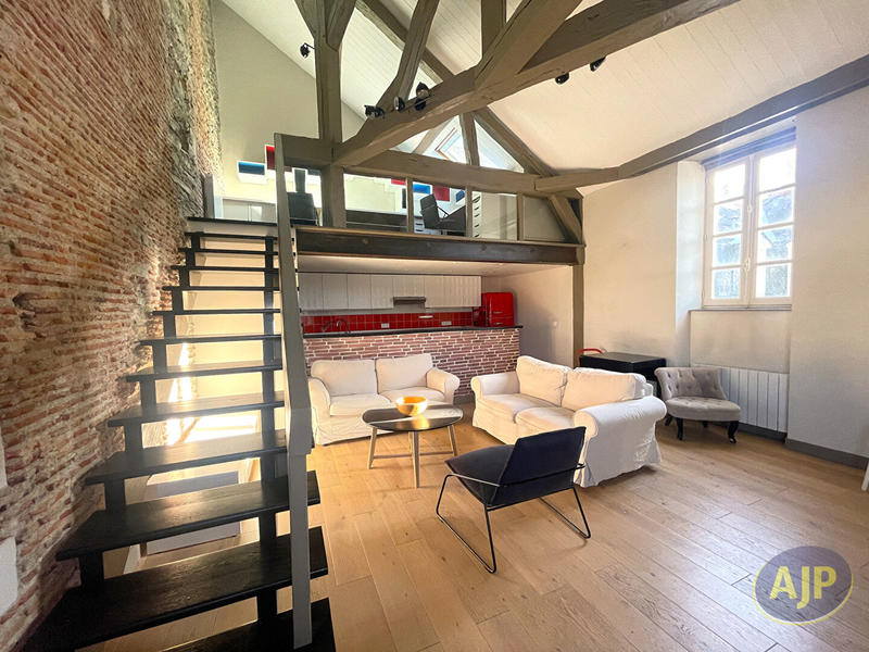 Appartement - 82 m² - 4 pièces