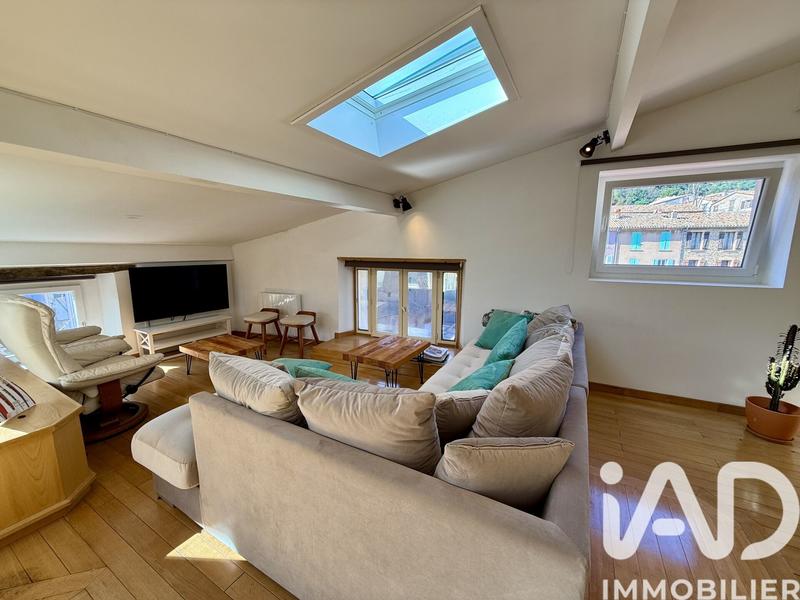 Maison de village - 142 m² - 5 pièces