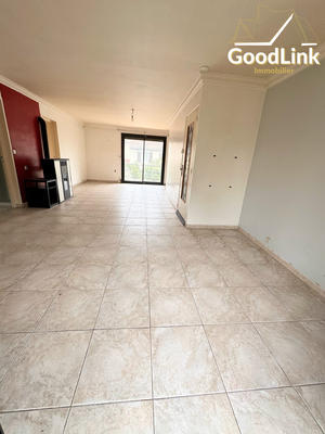 Maison traditionnelle - 115 m² - 5 pièces