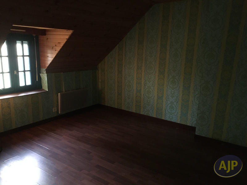 Maison - 102 m² - 5 pièces