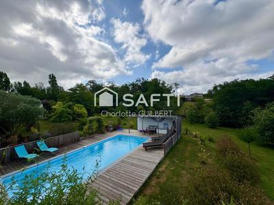 Maison - 135 m² - 4 pièces