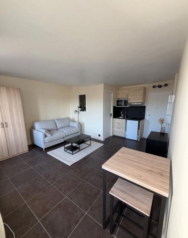 Studio - 21 m² - 1 pièce
