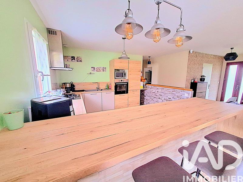 Maison - 136 m² - 7 pièces