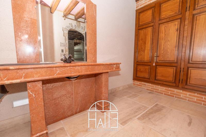 Mas - 445 m² - 10 pièces