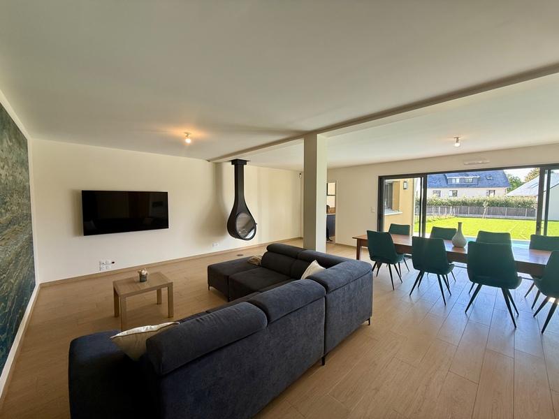 Maison - 140 m² - 6 pièces