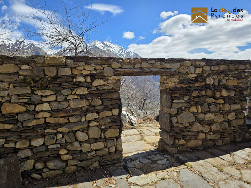 Maison ancienne - 100 m² - 1 pièce