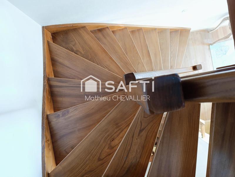 Maison - 160 m² - 7 pièces