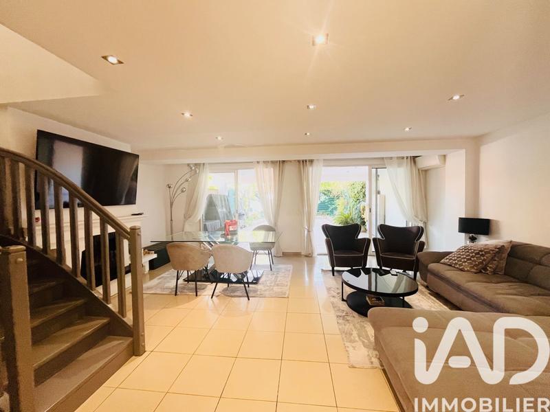 Maison - 85 m² - 5 pièces