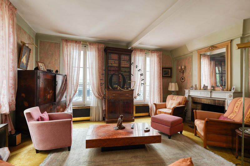 Maison - 200 m² - 8 pièces