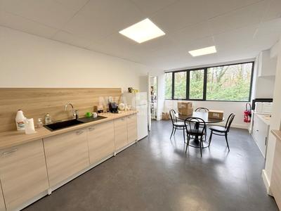 Bureau - 500 m²