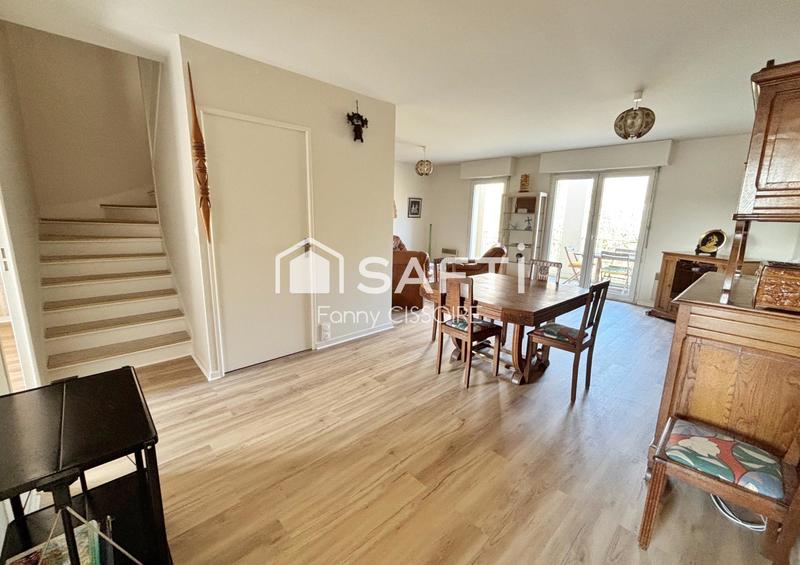 Appartement - 117 m² - 6 pièces