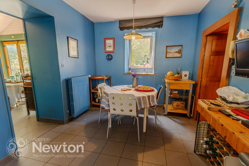 Maison - 340 m² - 14 pièces