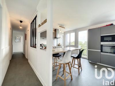 Appartement - 90 m² - 5 pièces