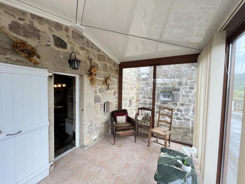 Corps de ferme - 141 m² - 5 pièces