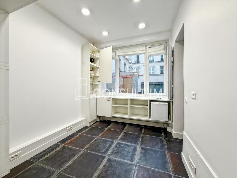 Bureau - 11 m² - 1 pièce