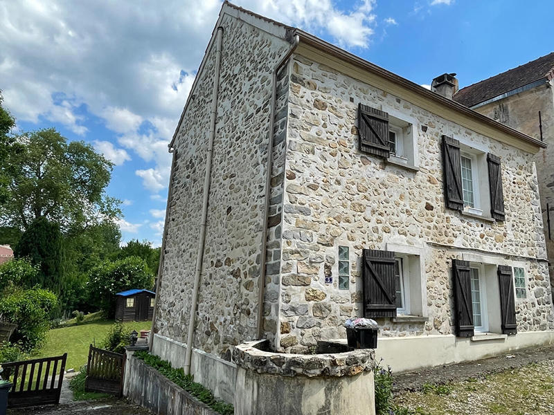 Maison - 80 m² - 4 pièces