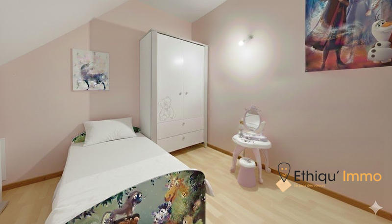 Maison - 98 m² - 6 pièces