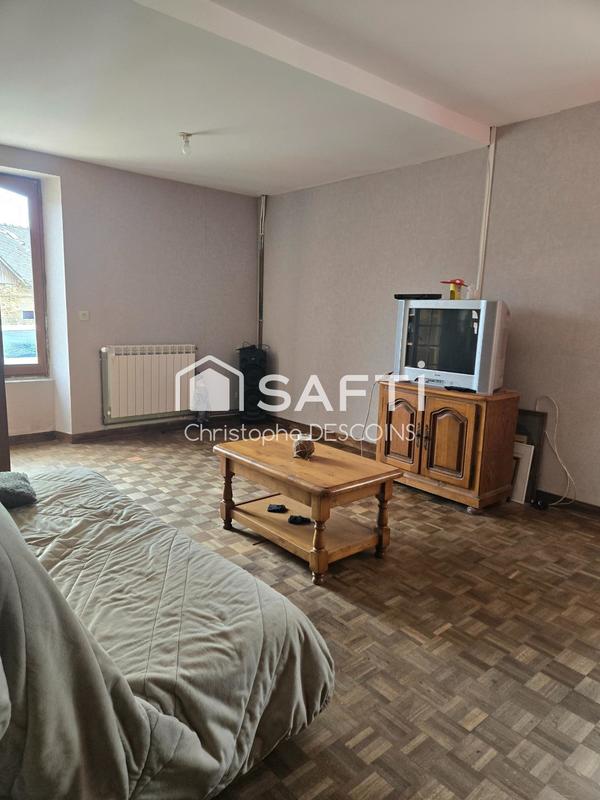 Maison - 180 m² - 9 pièces