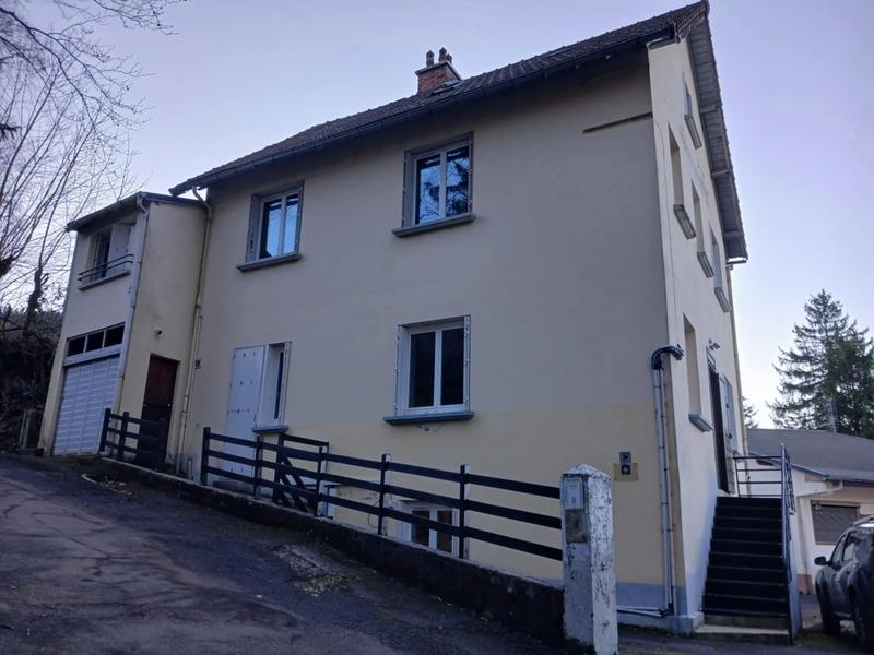 Immeuble - 218 m² - 14 pièces