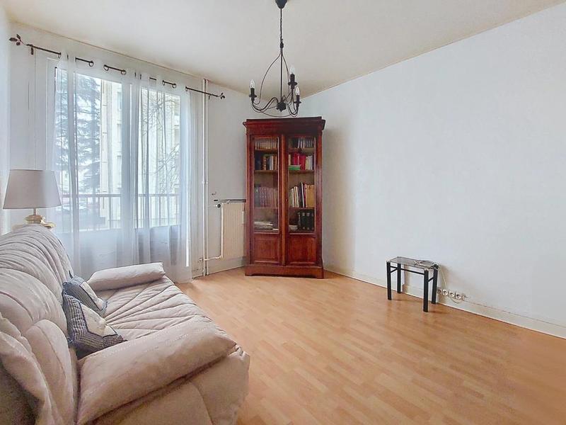 Appartement - 105 m² - 4 pièces