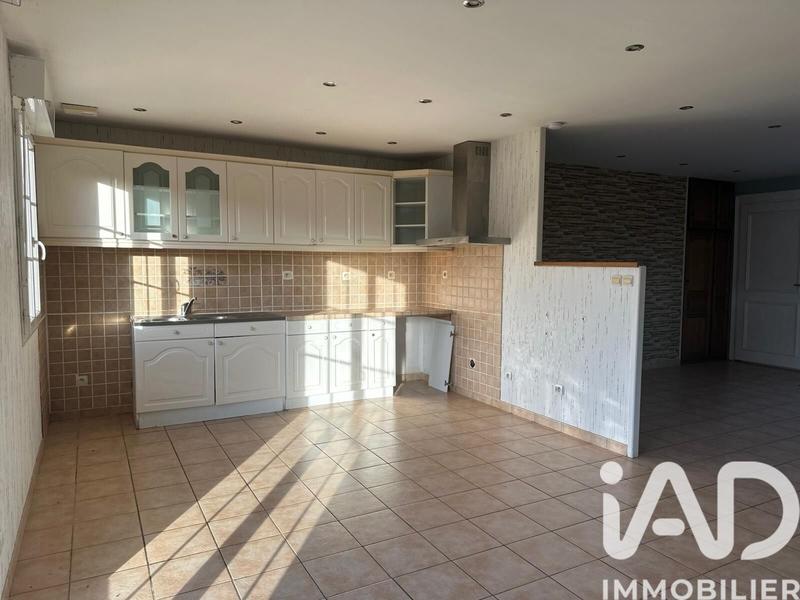 Maison - 97 m² - 5 pièces