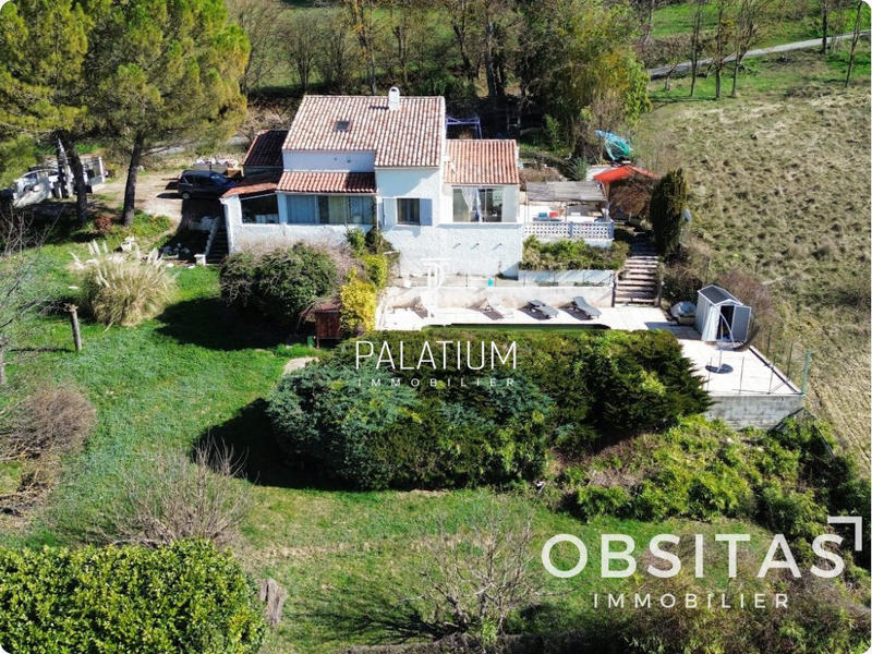 Maison - 140 m² - 7 pièces