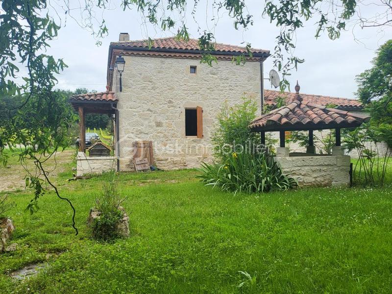 Maison en pierre - 118 m² - 4 pièces