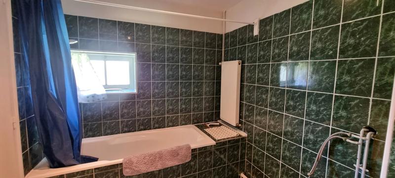 Maison - 182 m² - 9 pièces