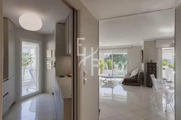 Appartement - 138 m² - 5 pièces